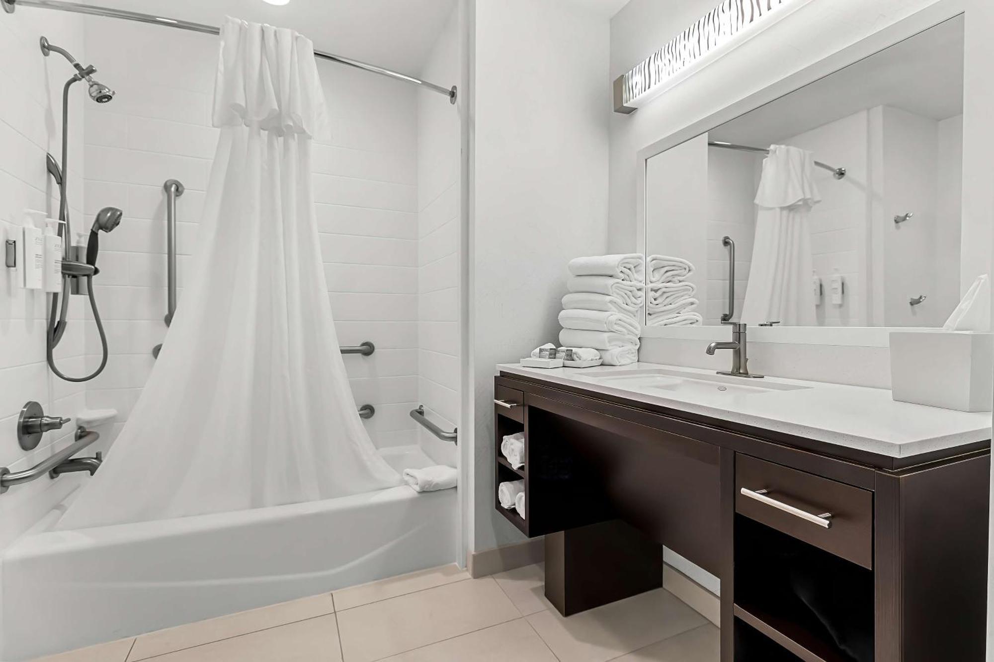 Hotel Home2 By Hilton Irving/dfw Airport North 3*